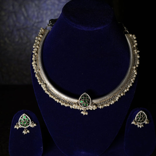 Sleek and Aesthetic Earring Set | The Charming Meenakari Dangler